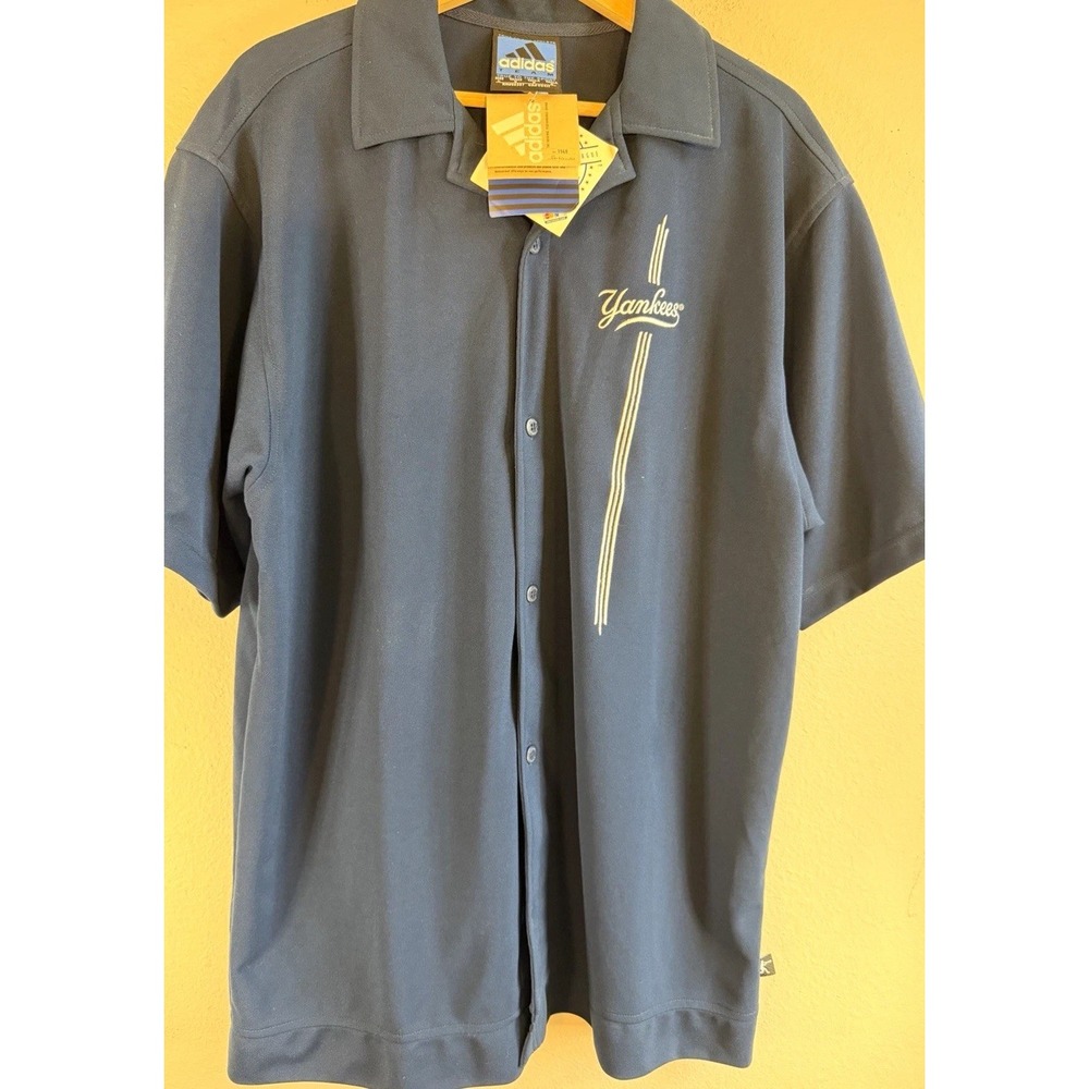 NWT Vintage adidas New York Yankees MLB Officially Licensed Blue Shirt Size L